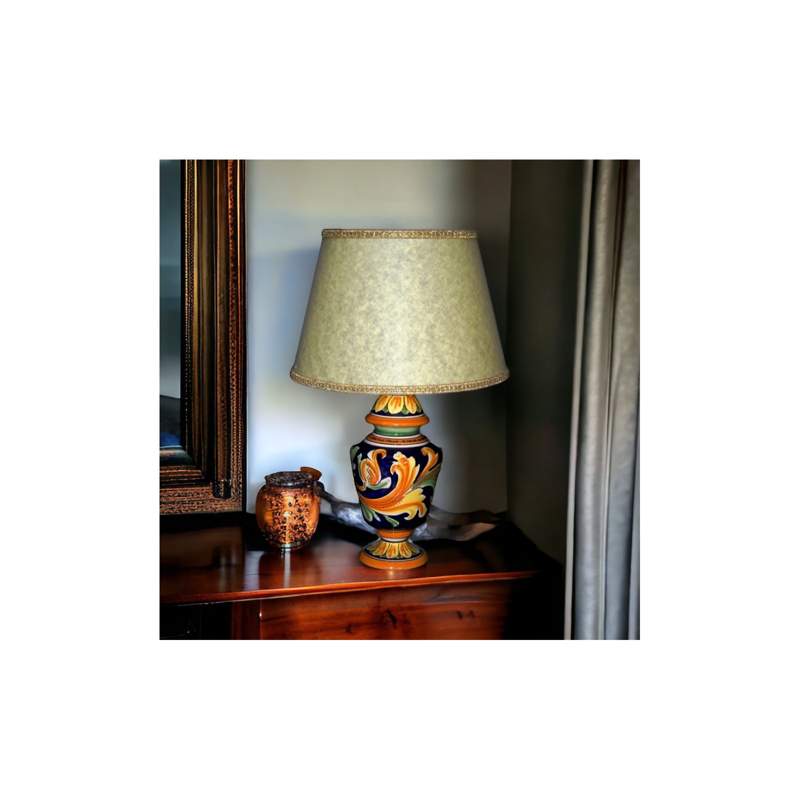 Lume in ceramica di Caltagirone