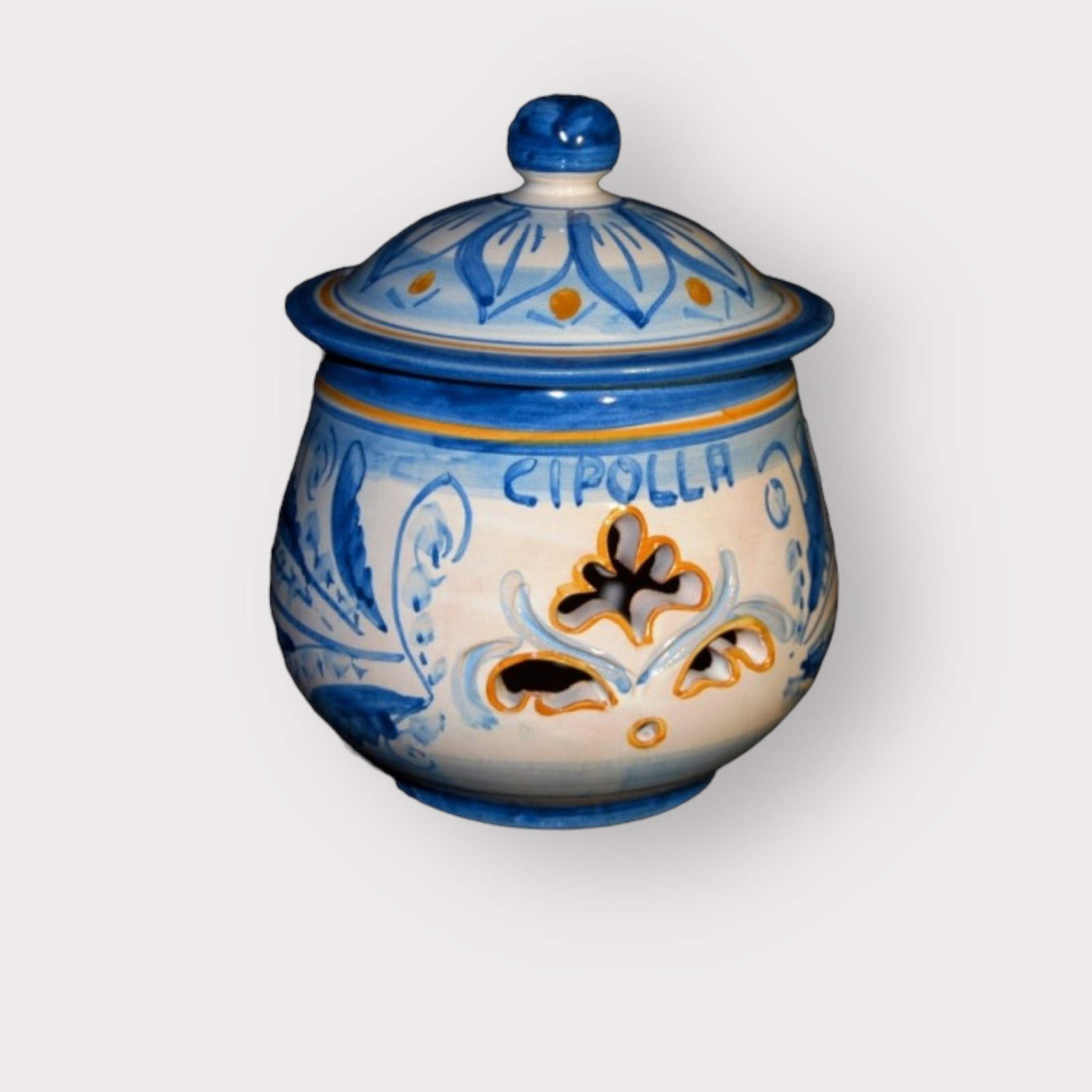 Porta cipolla in ceramica di Caltagirone.