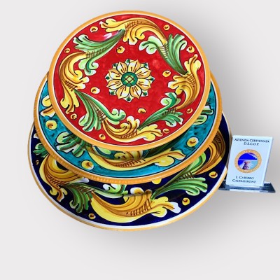 Servizio di piatti dec. Ornato multicolor in ceramica di Caltagirone