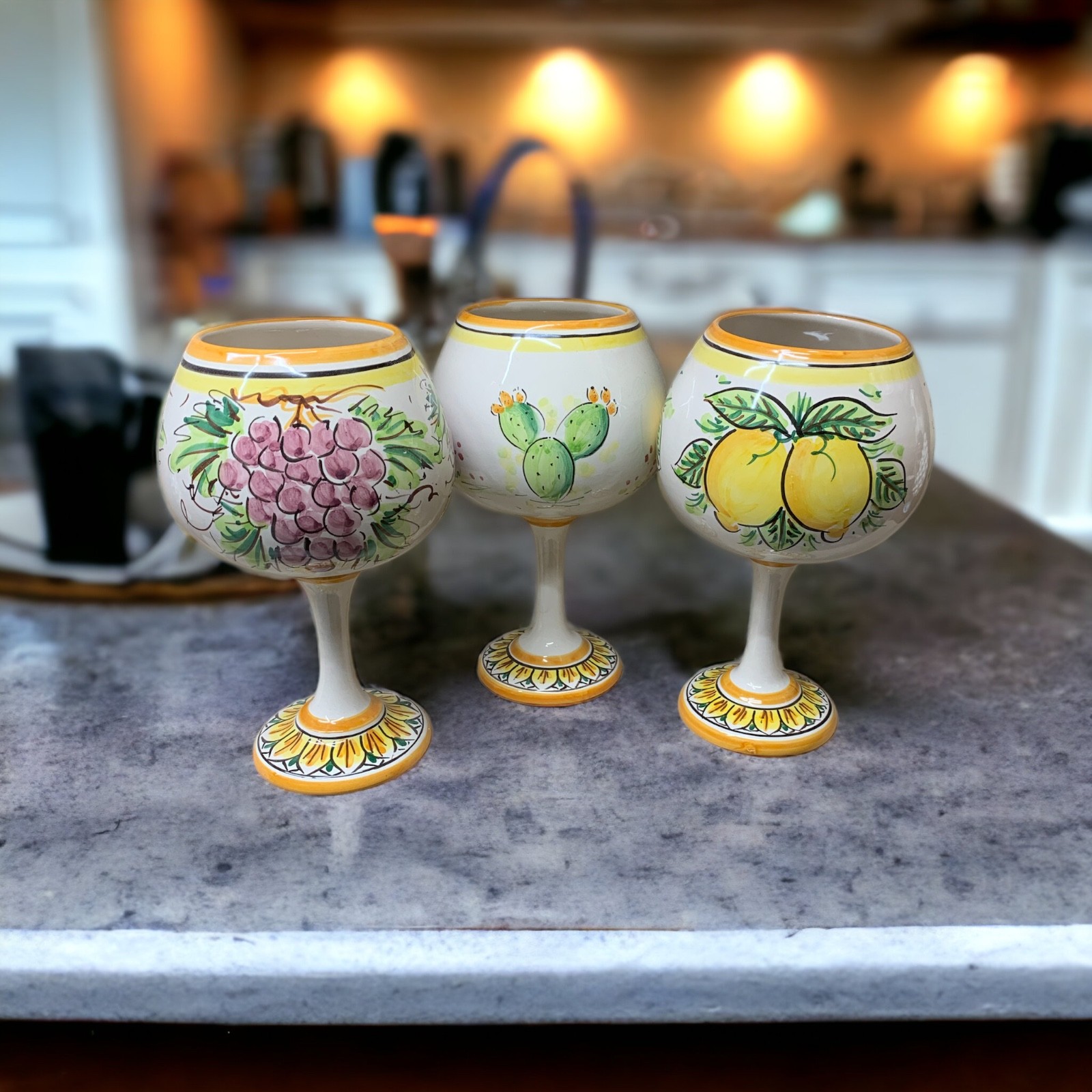 Calice da vino in ceramica di Caltagirone