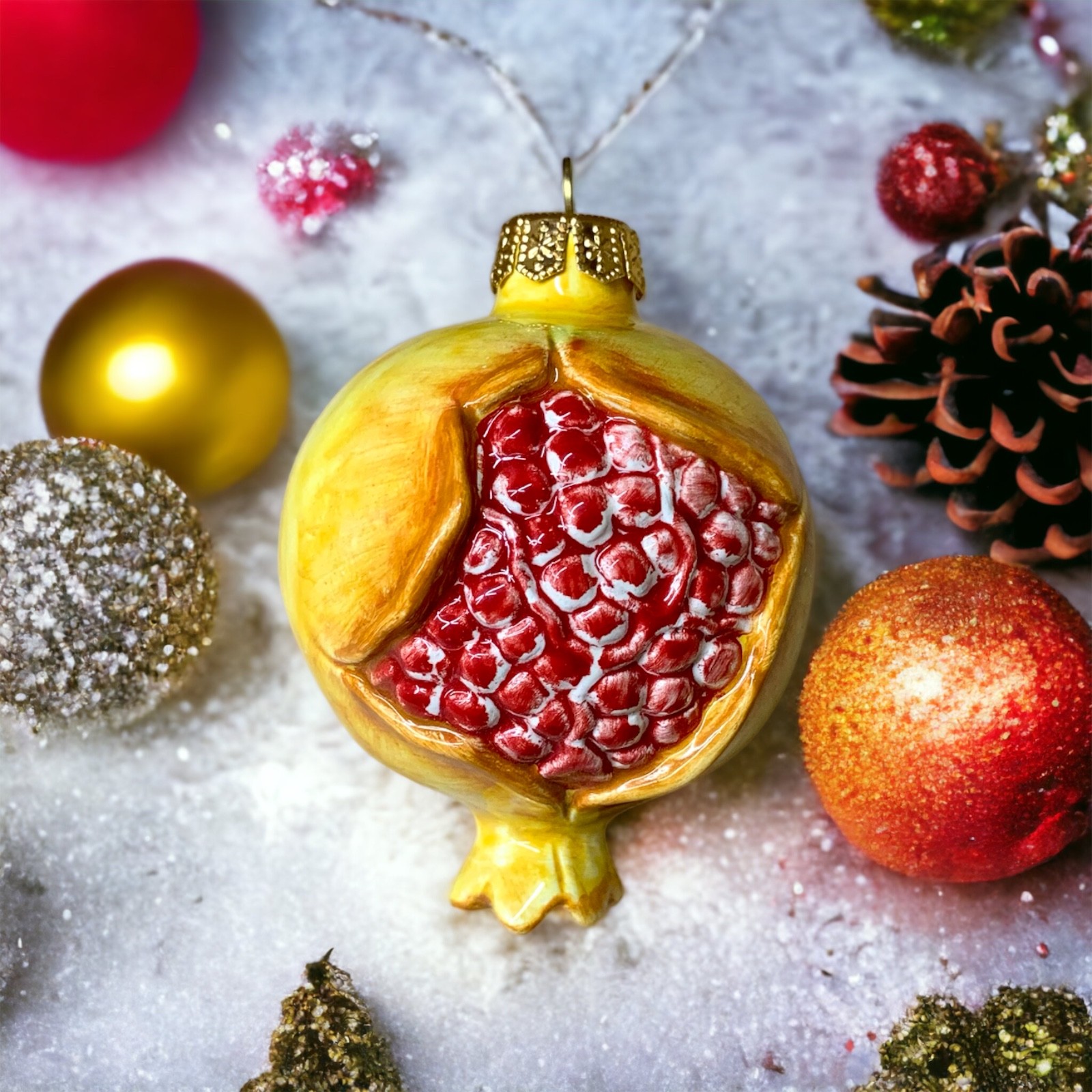 Palla Di Natale melograno in ceramica di Caltagirone