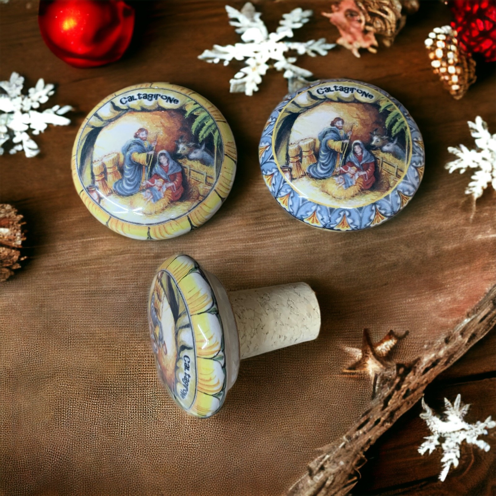 Tappo bottiglia presepe in ceramica Caltagirone