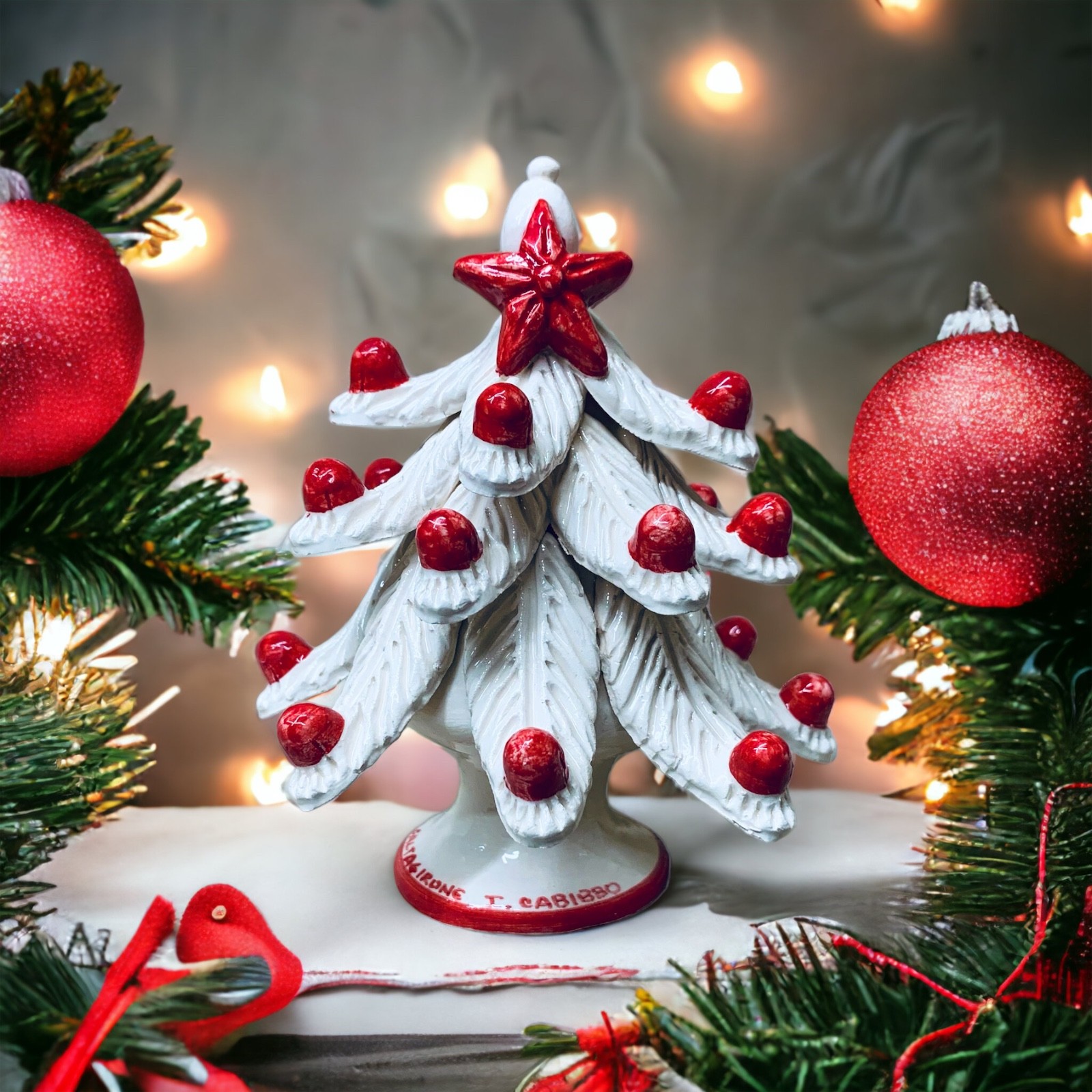 Albero di Natale bianco in ceramica