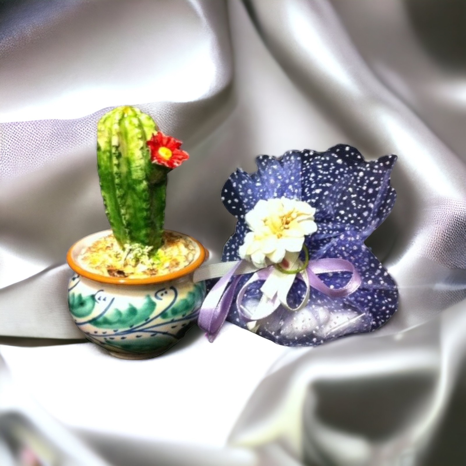 Pianta grassa in ceramica di Caltagirone