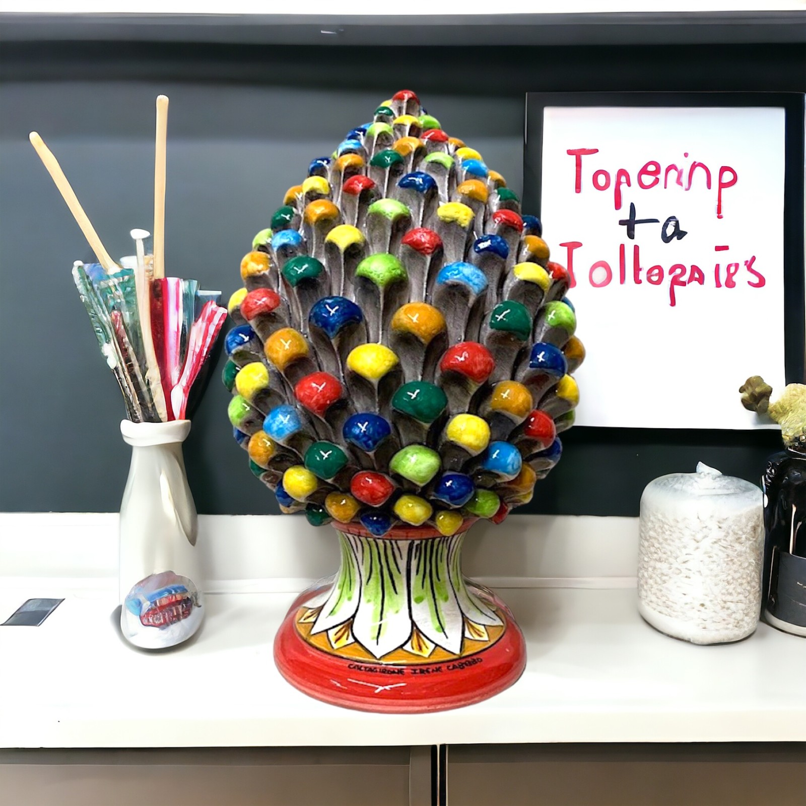 Pigna h.25 Multicolor Arlecchino in ceramica di Caltagirone