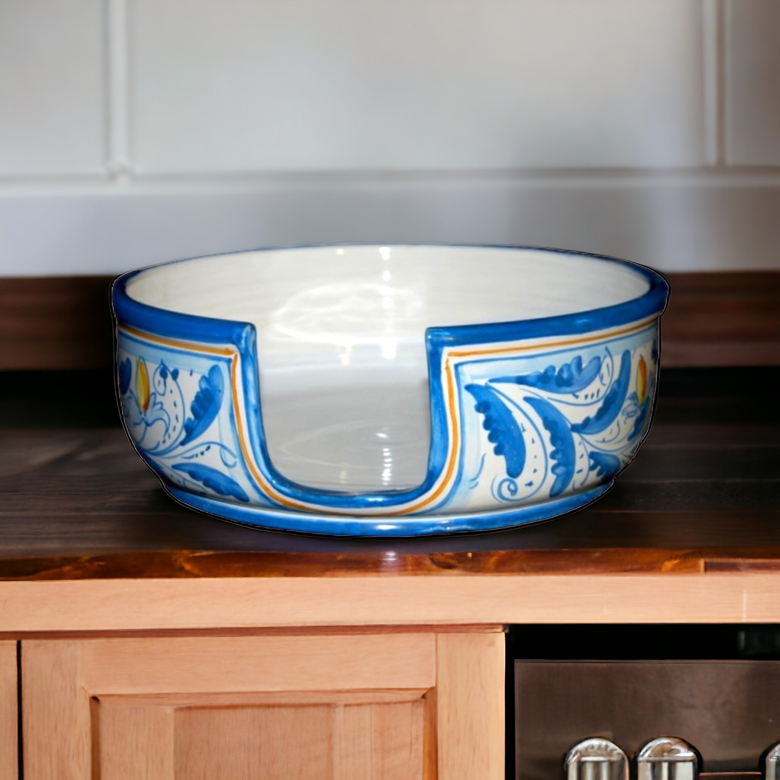Portapiatti in ceramica di Caltagirone