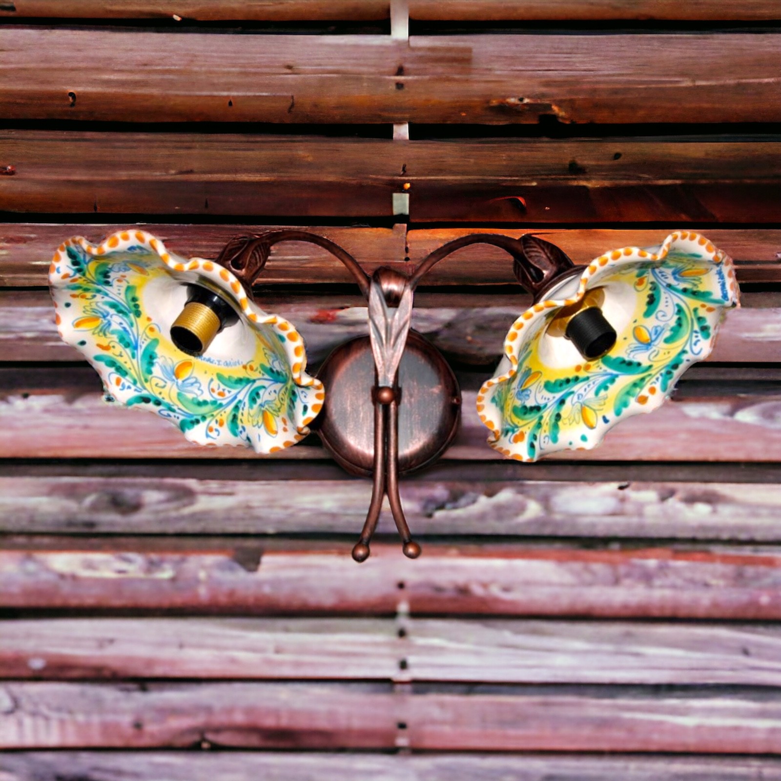 Applique a due luci dec '600 in ceramica di Caltagirone