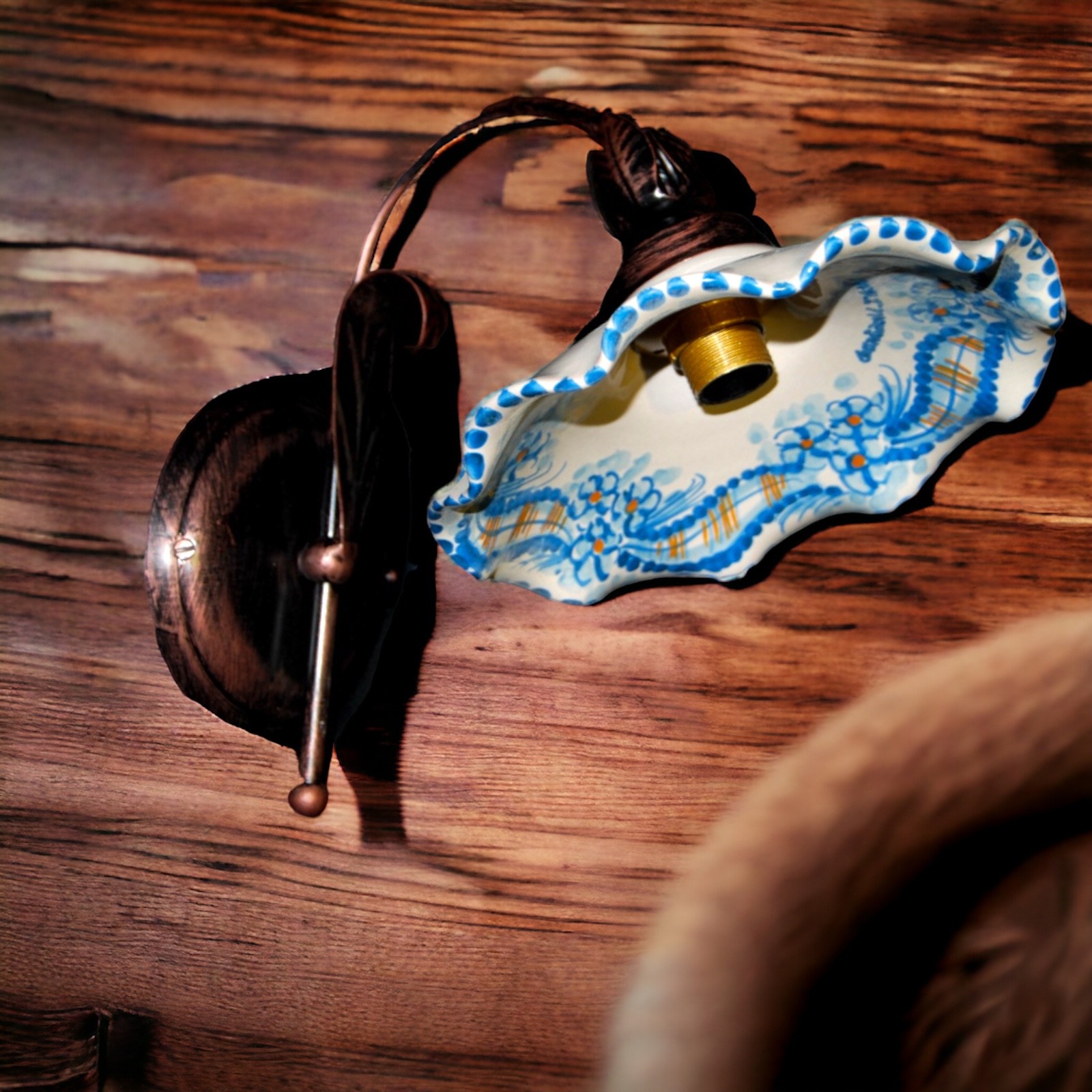 Applique decoro Nastrino in ceramica di Caltagirone