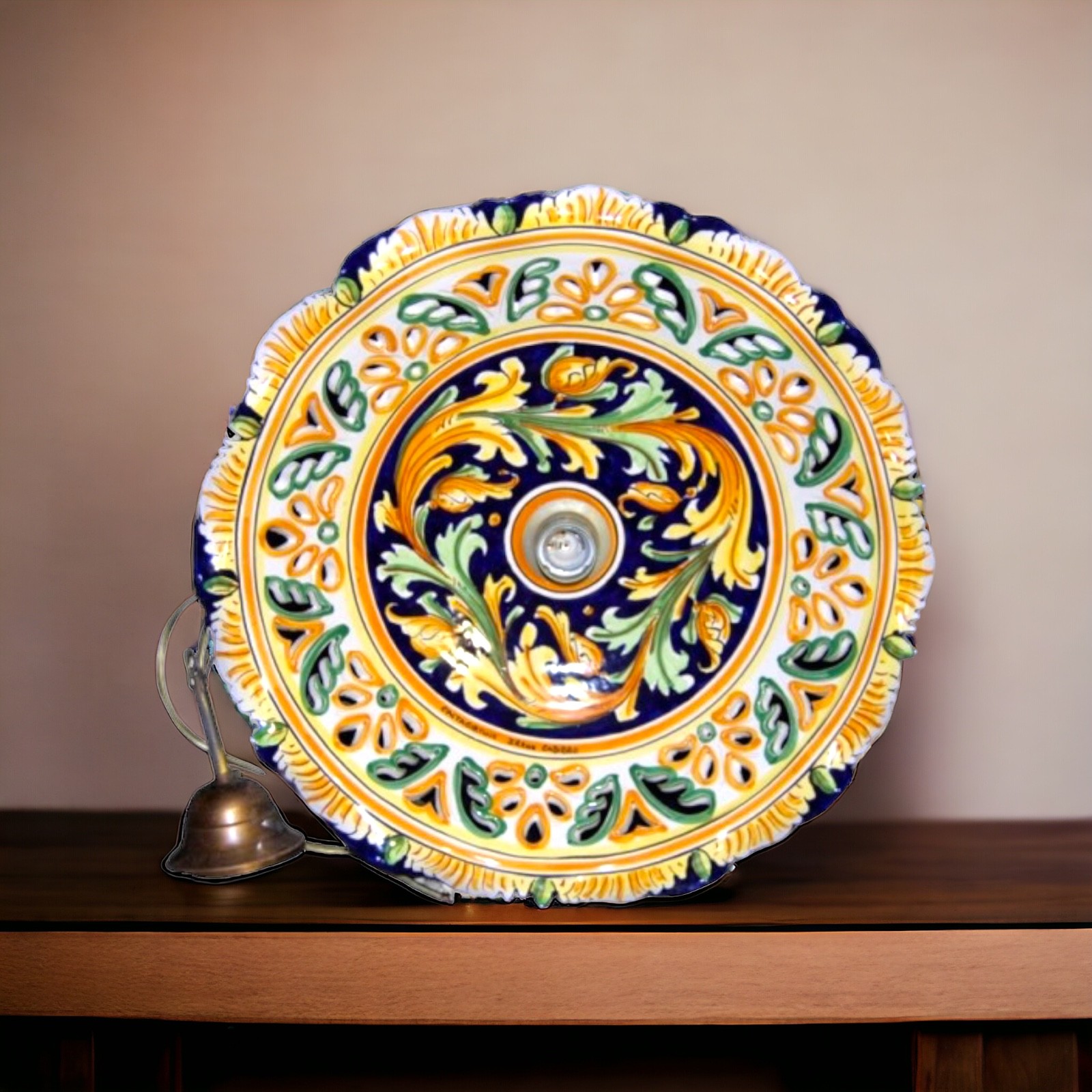 Lampadario traforato decoro Ornato in ceramica di Caltagirone