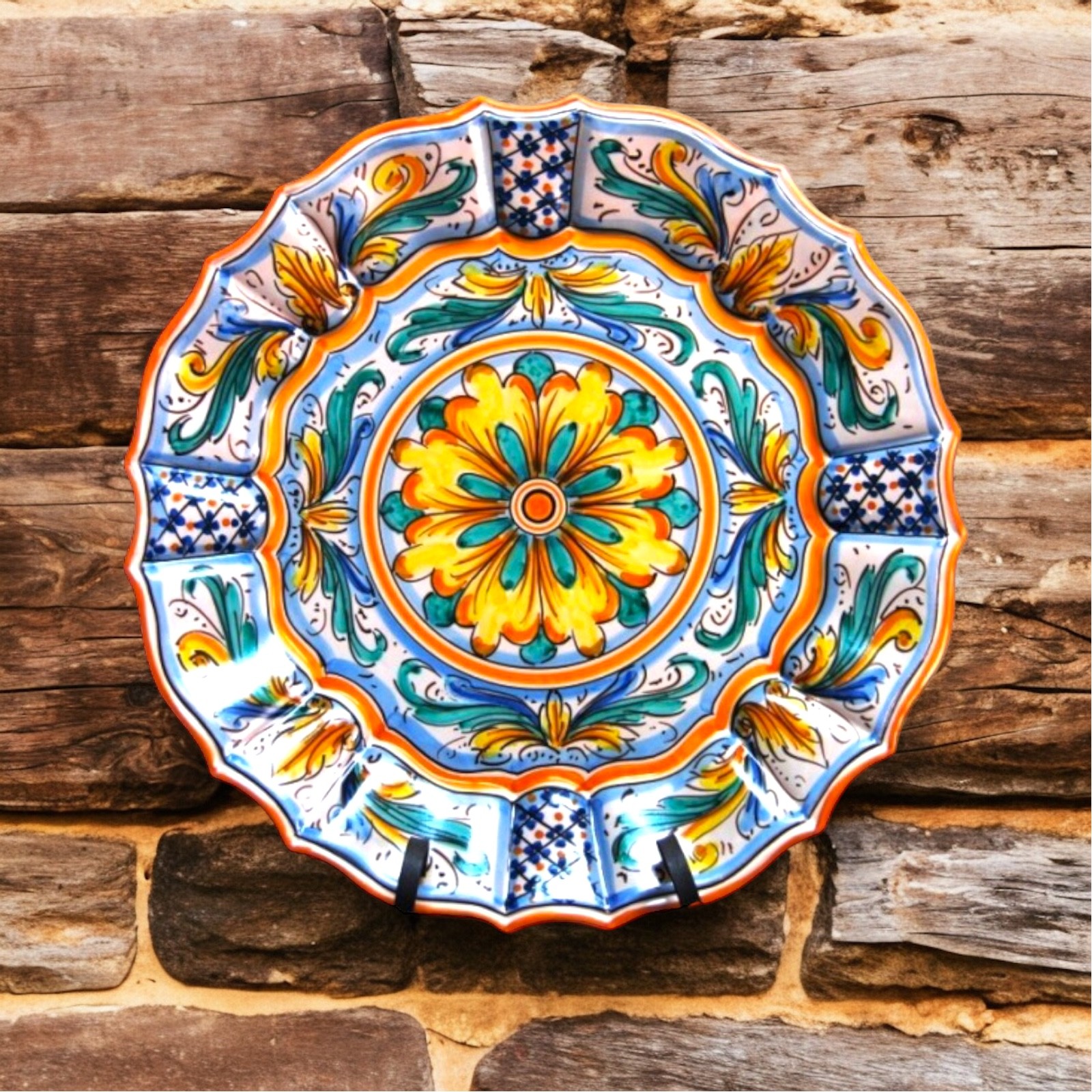 Piatto stile barocco in ceramica di Caltagirone