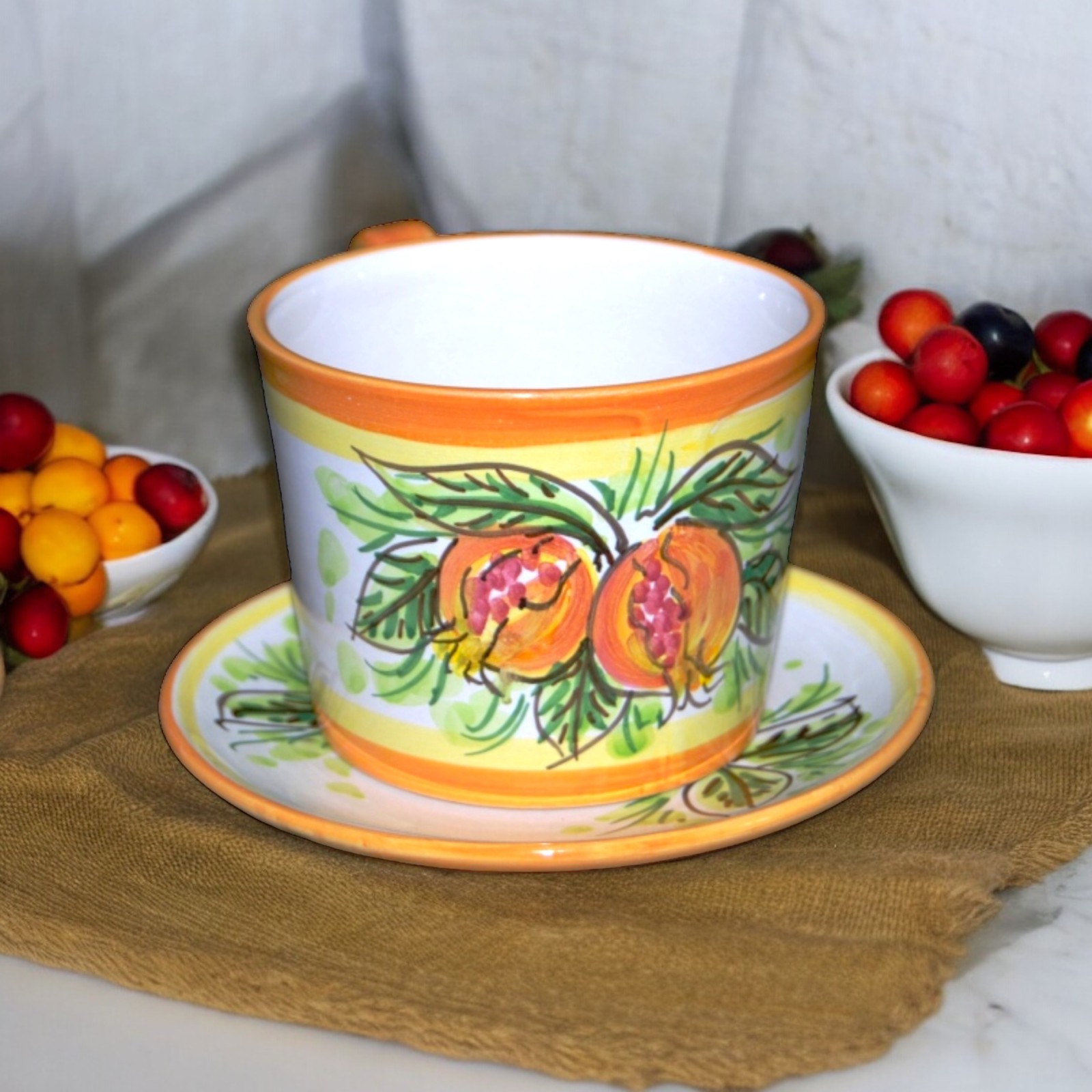Tazza colazione dec. Melograno in ceramica di Caltagirone
