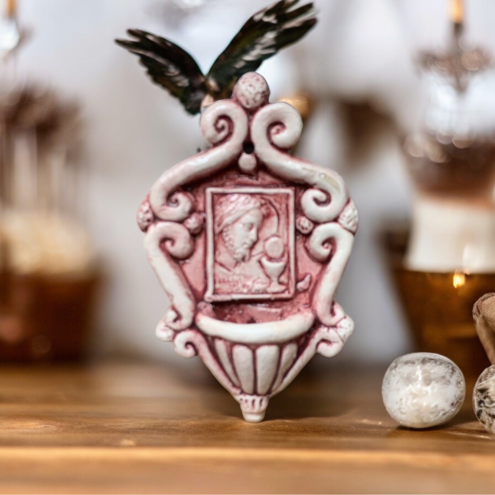 Acquasantiera in ceramica di Caltagirone
