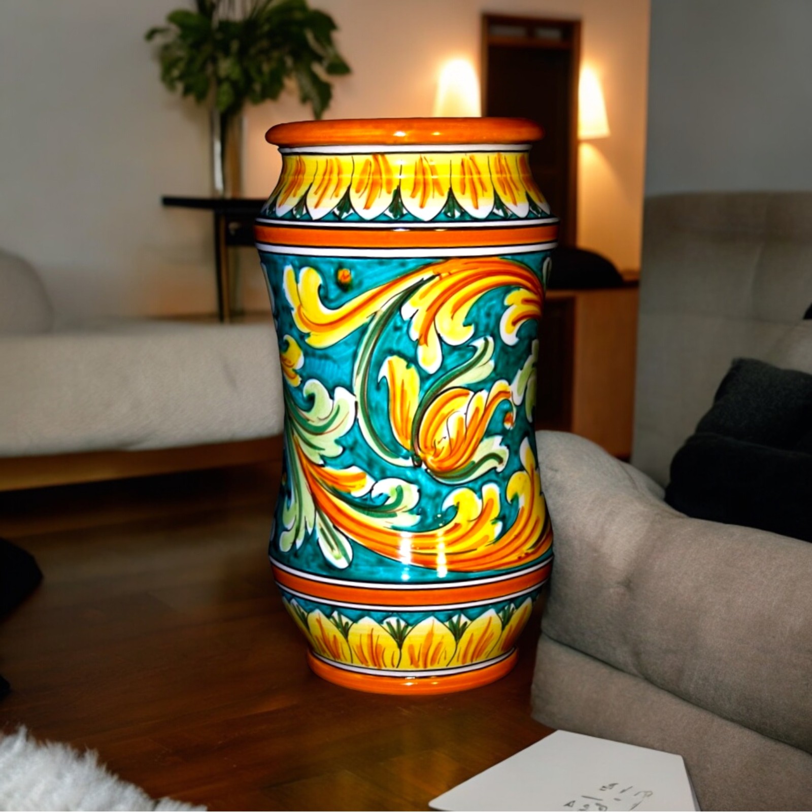 Vaso h.30 decoro ornato in ceramica di Caltagirone