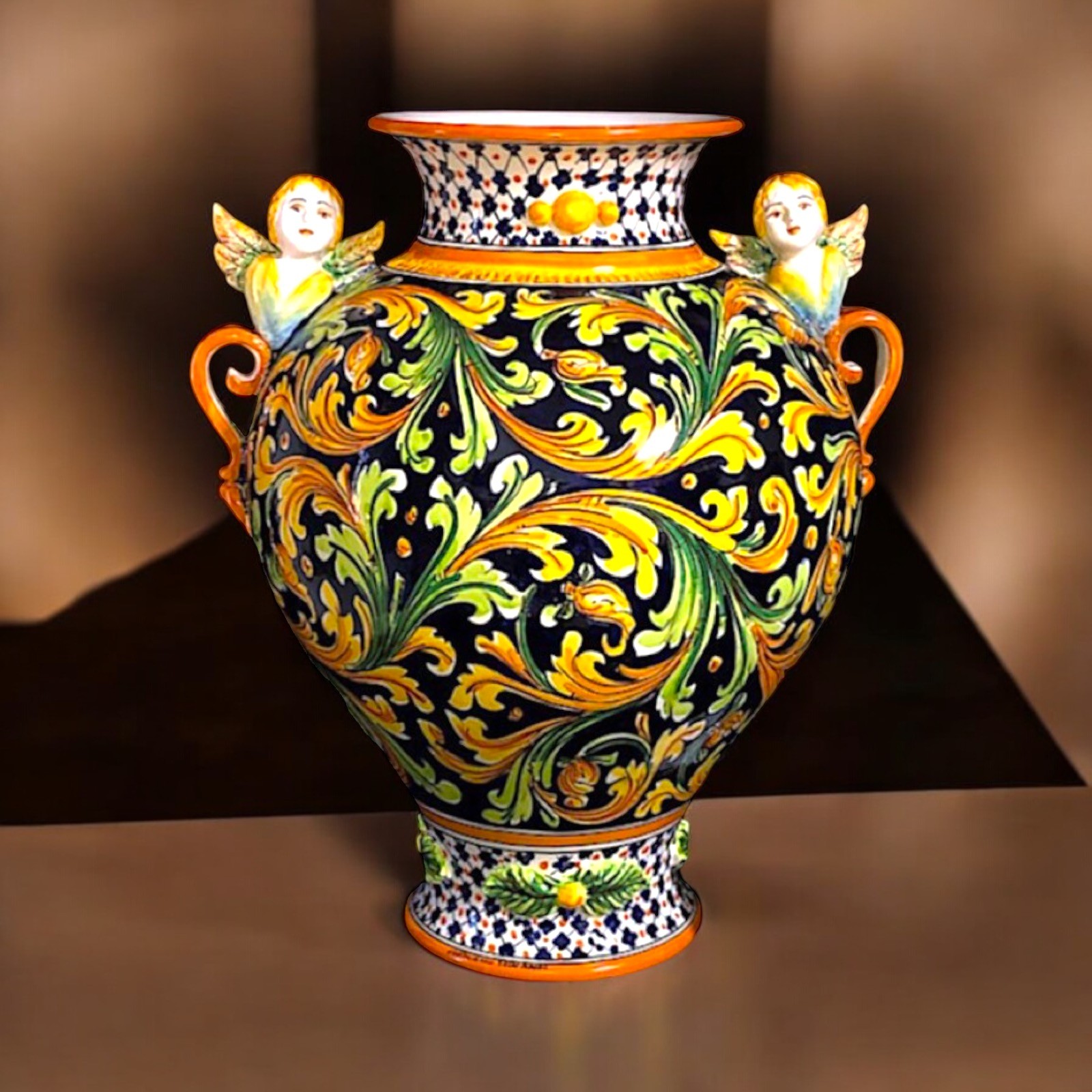 Vaso con angeli Ornato Blu in ceramica di Caltagirone