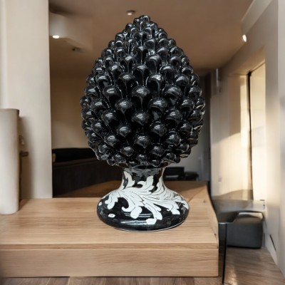 Pigna nera h.30 tipica in ceramica di Caltagirone