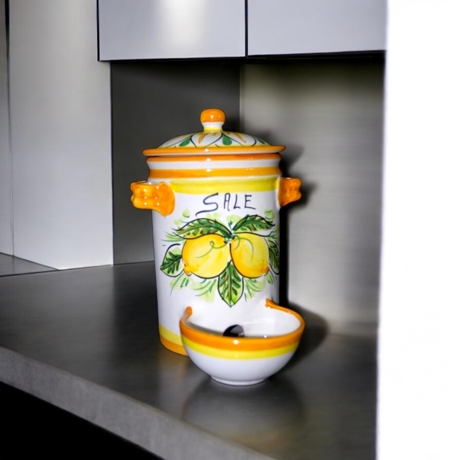Saliera in ceramica di Caltagirone