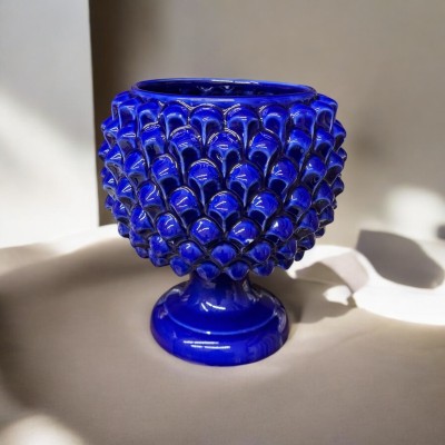 Pigna a portavaso in ceramica di Caltagirone