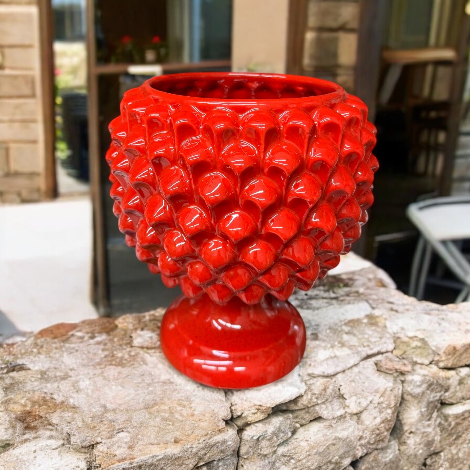 Pigna a portavaso in ceramica di Caltagirone