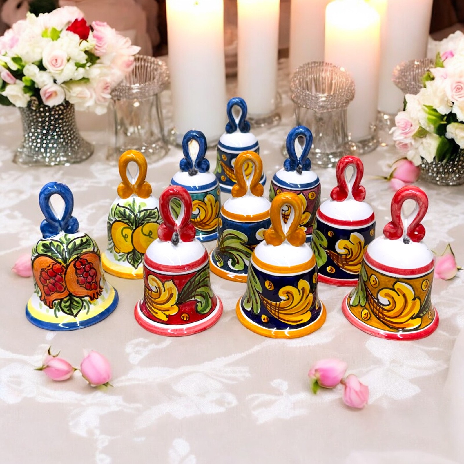 Campana in ceramica di Caltagirone