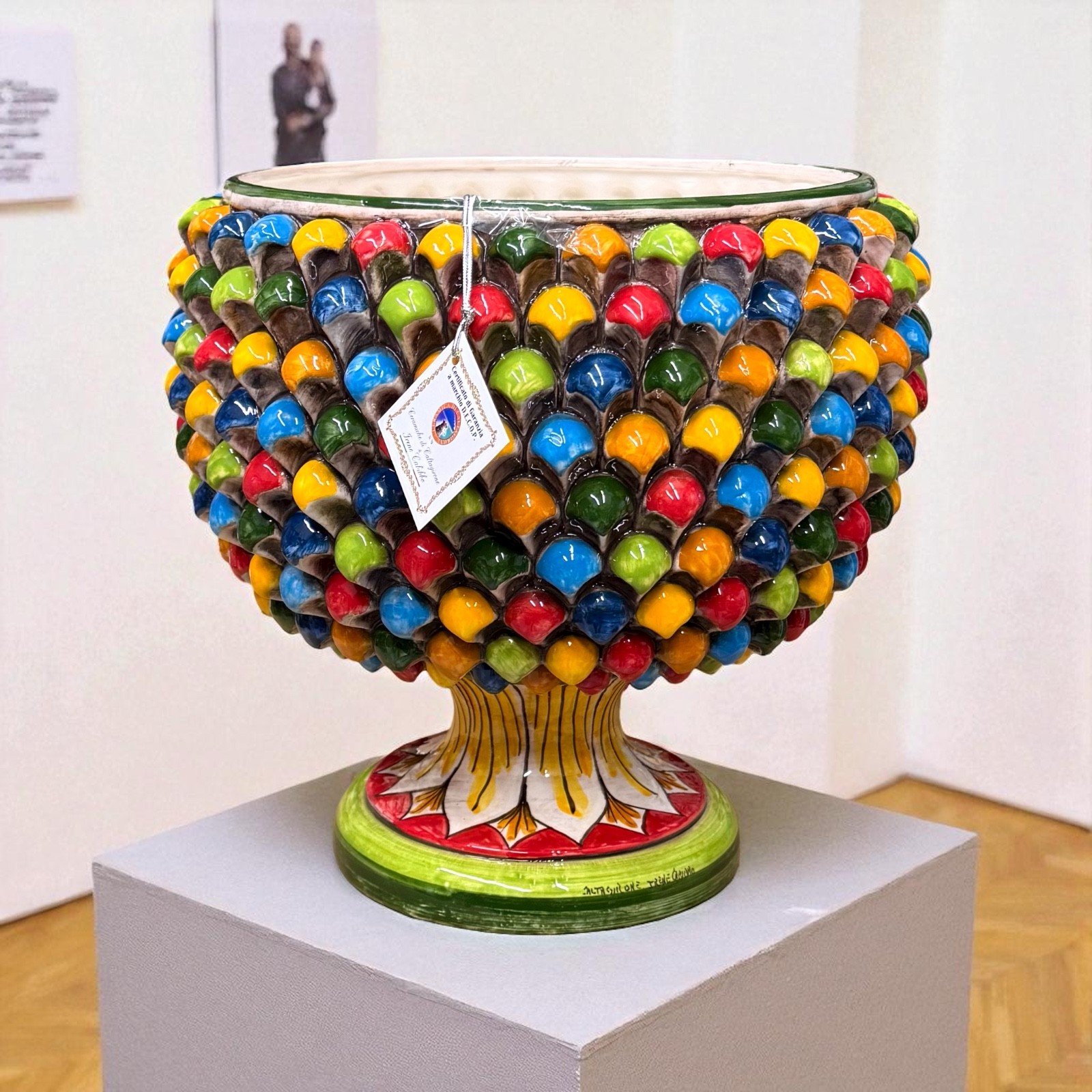 Portavasi Mezza Pigna Arlecchino in ceramica di Caltagirone