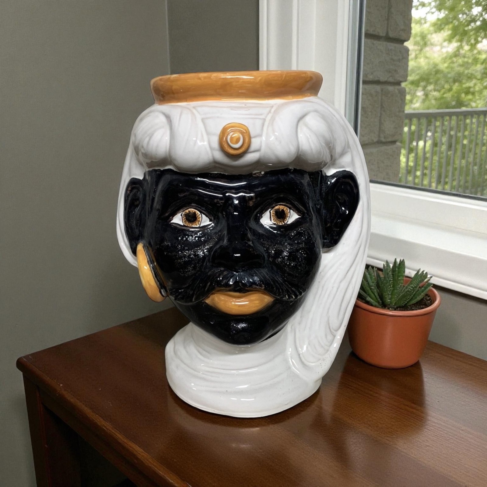 Testa di moro in ceramica di Caltagirone