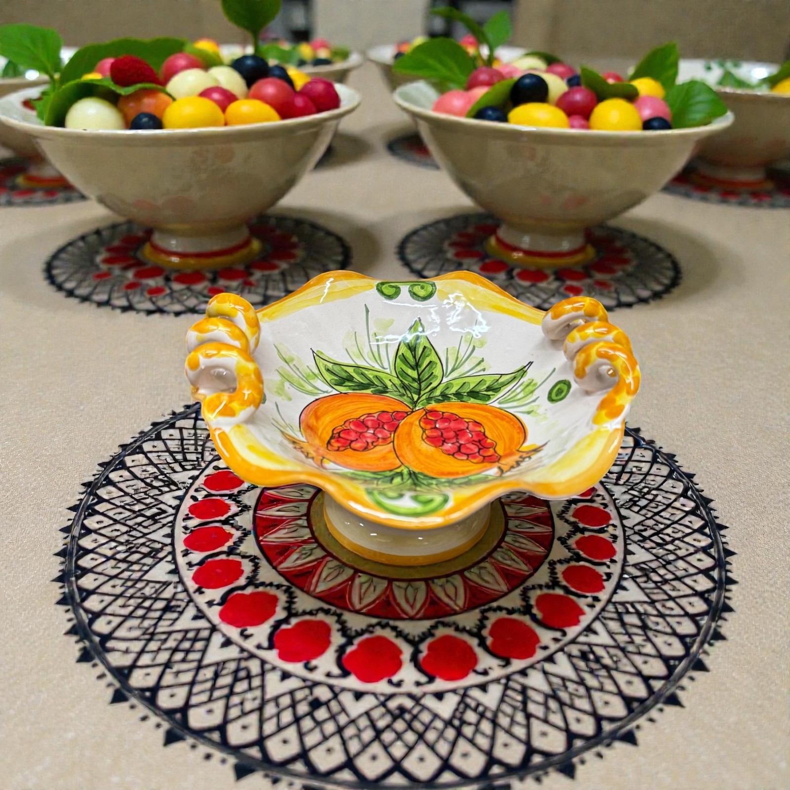 Alzatina reale decoro Melograni in Ceramica di Caltagirone