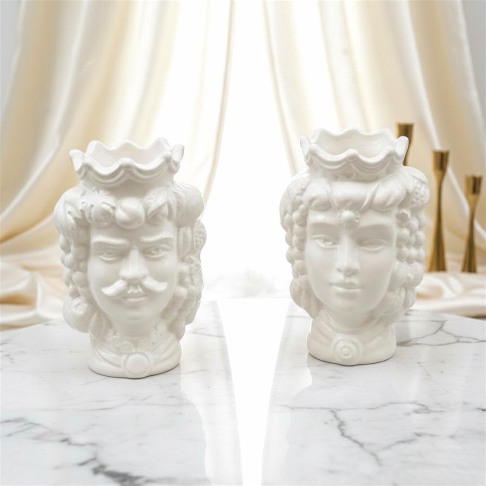 Testa di moro bianca H.13,5 in ceramica di Caltagirone