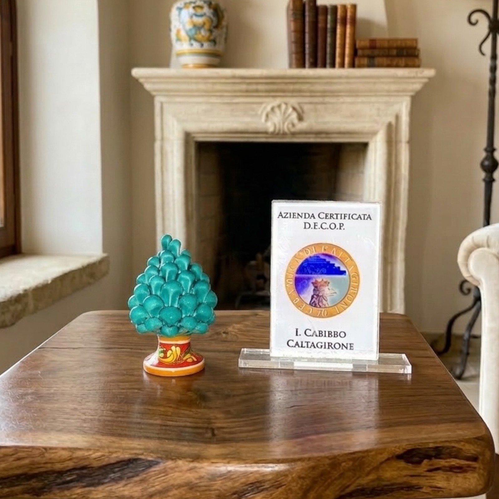 Pigna h.11 dec. Ornato originale in ceramica di Caltagirone