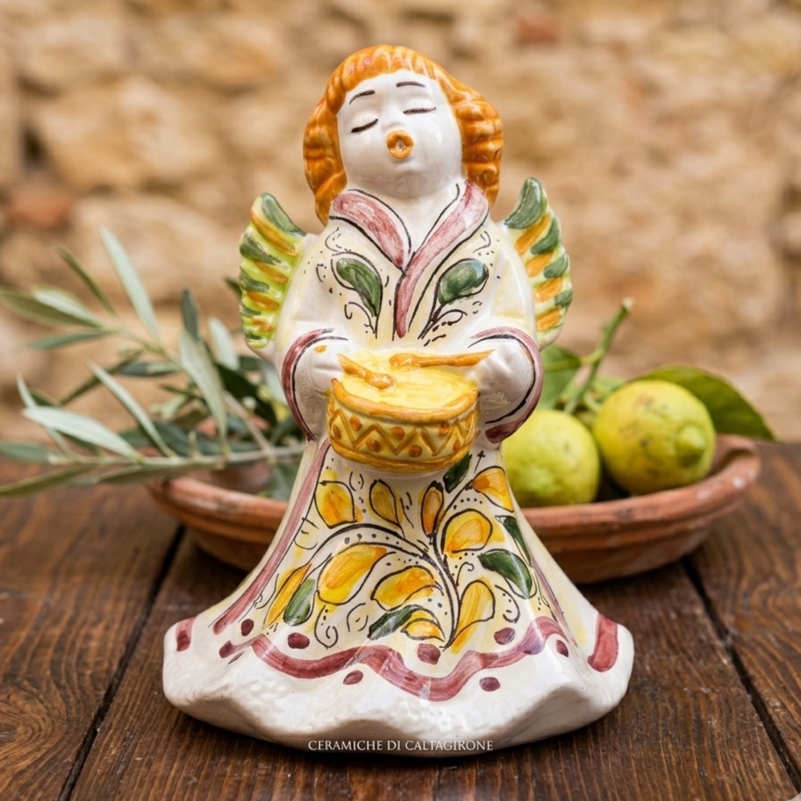 Angelo in ceramica di Caltagirone