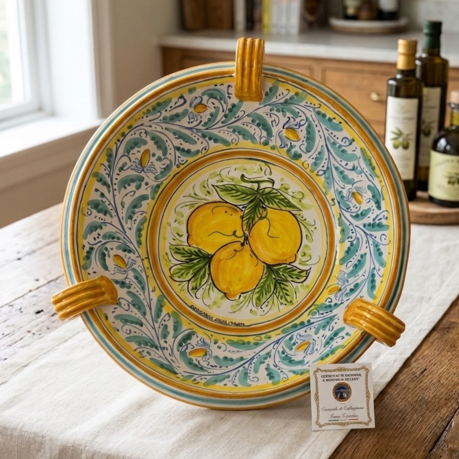 Centrotavola dec. limoni in ceramica di Caltagirone
