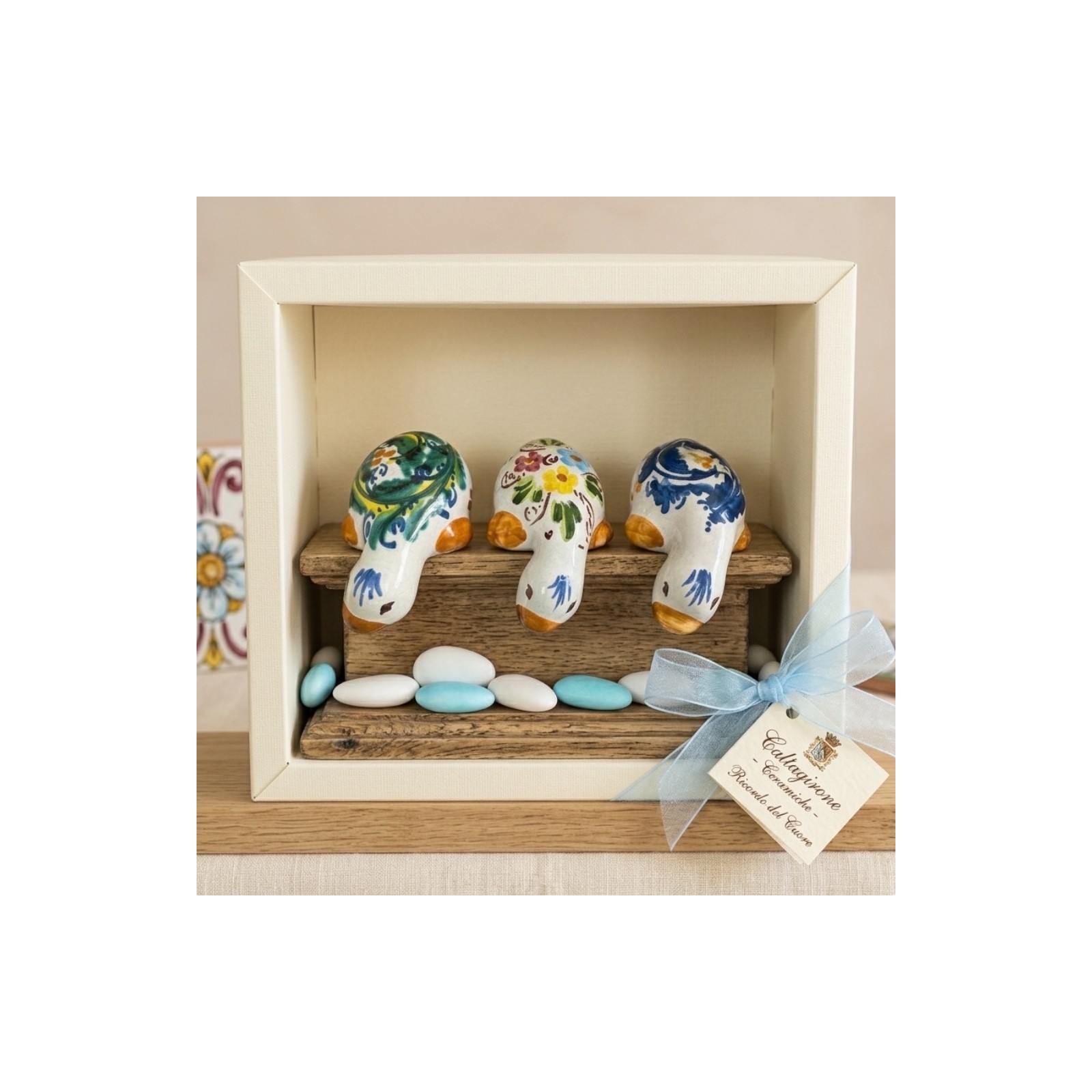 Papera curiosa in ceramica di Caltagirone