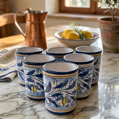 Bicchiere d’acqua in ceramica di Caltagirone