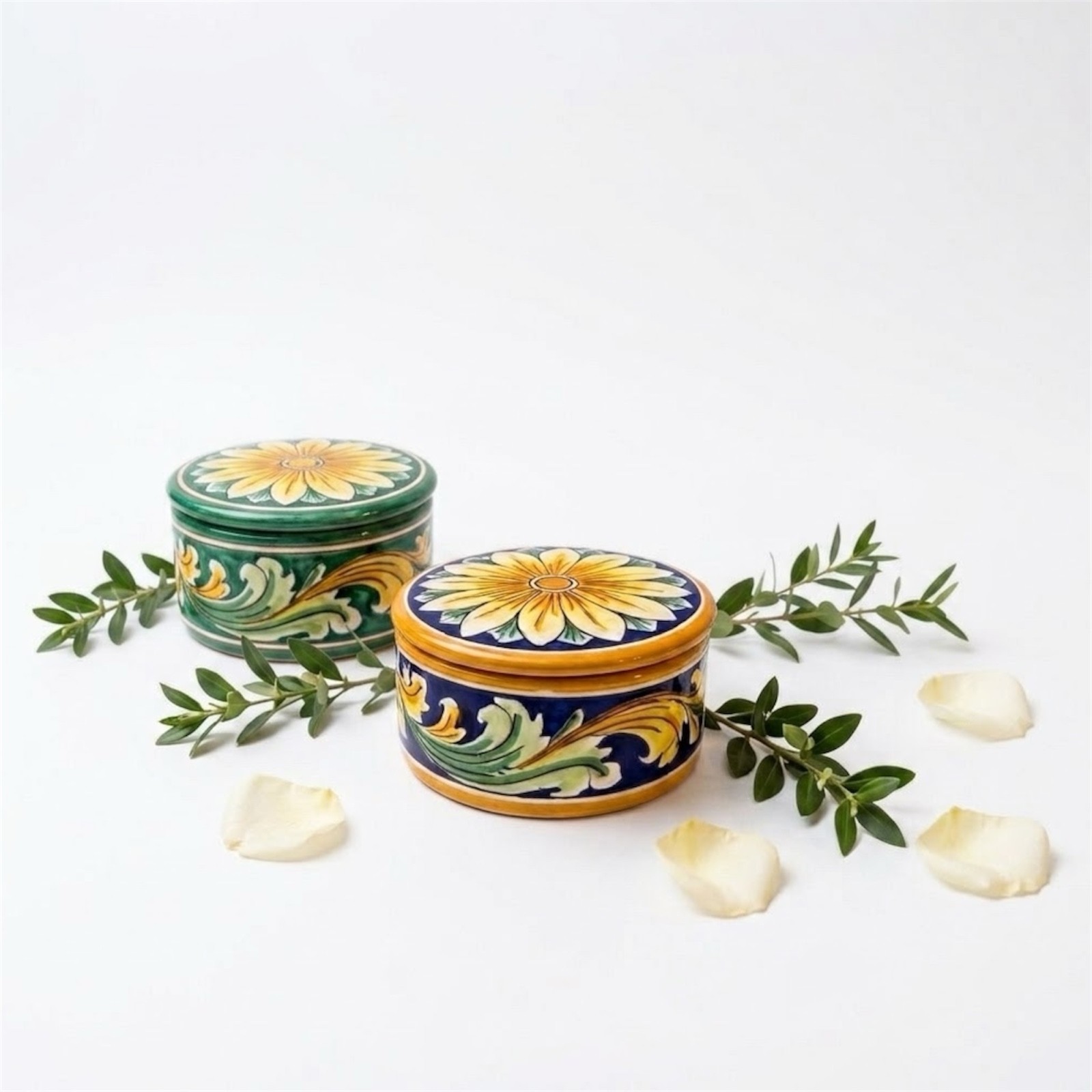 Scatola porta gioie in ceramica di Caltagirone