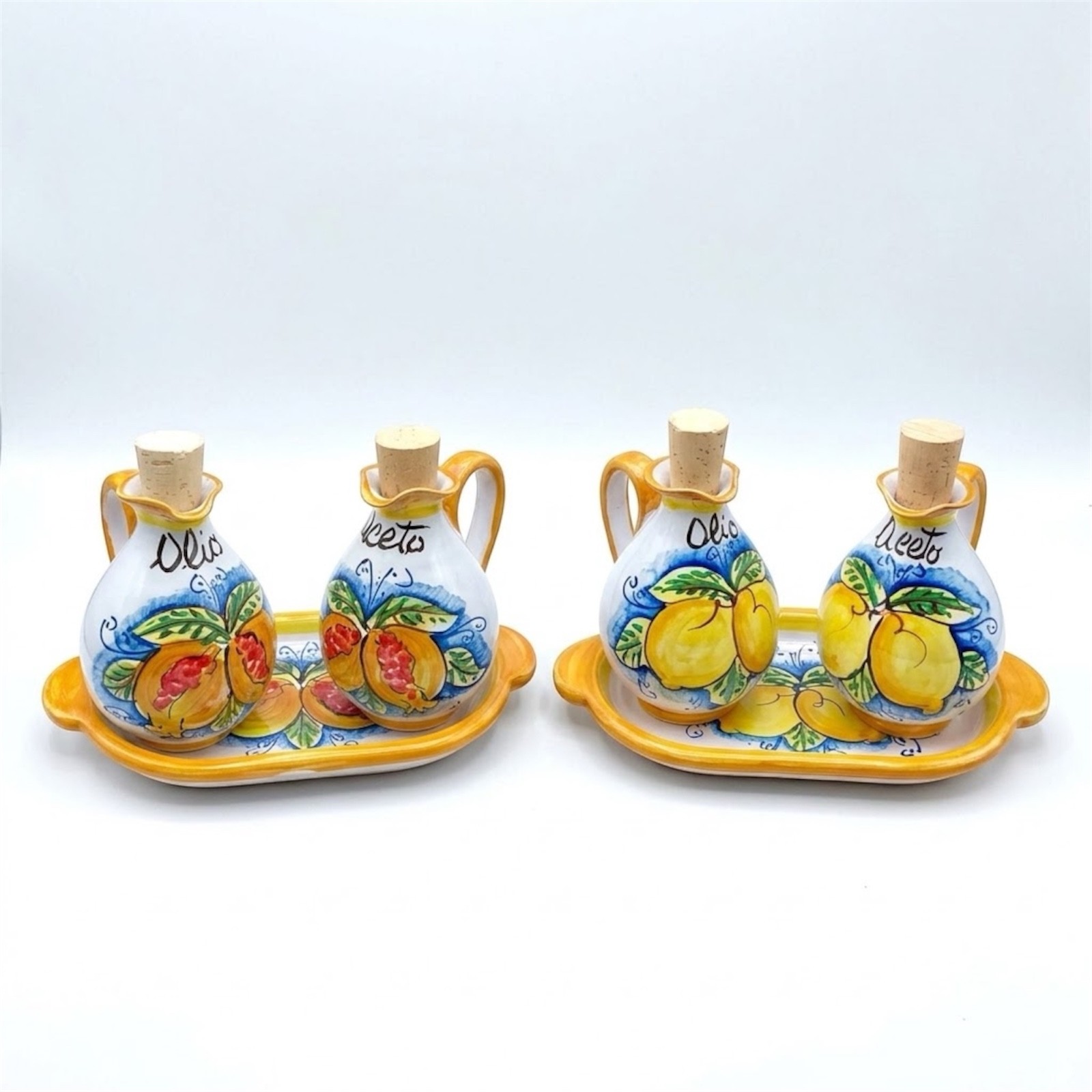 Servizio olio e aceto in ceramica di Caltagirone